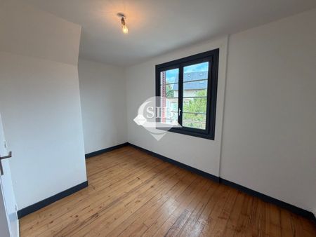 Location Appartement 3 pièces 50m² MASSY 91300 - Photo 2