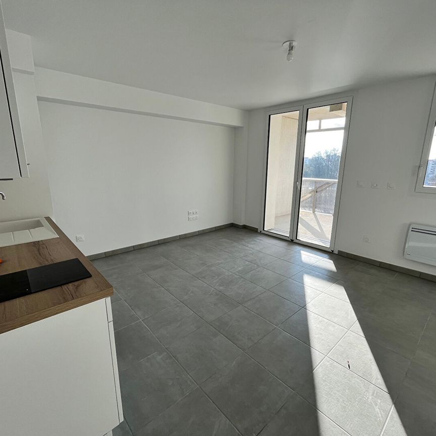 Location Appartement 1 pièce 29m² - Photo 1