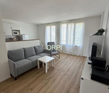 Location Appartement 5 pièces Meublé 49m² VITRY SUR SEINE 94400 - Photo 1