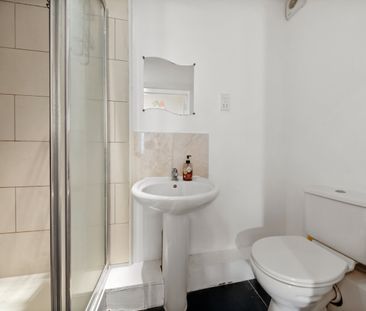 1 Bed Flat, Platinum Court, E1 - Photo 5