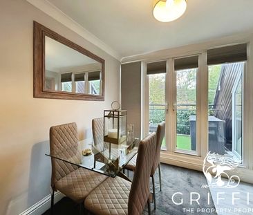 Woodstock Crescent, Laindon, Basildon, SS15 - Photo 4