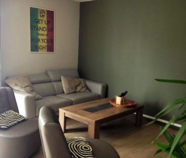 Louer appartement 5 pièces de 101 m² - Photo 2