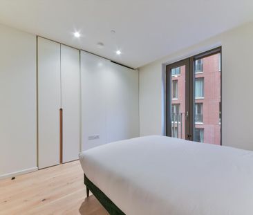 One bedroom apartment in the heart of King's Cross, N1C. - Photo 4