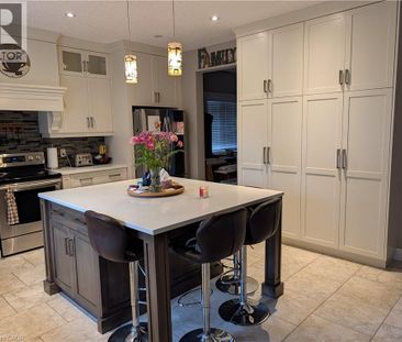 57 EAGLECREST Street, Kitchener, Ontario, N2K0B3 - Photo 5