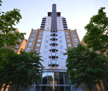 1 Bed Flat, Seacon Tower, E14 - Photo 3