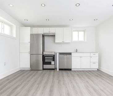 For Lease - 274 LINCOLN Street Unit# REAR, Welland, Ontario - Photo 1