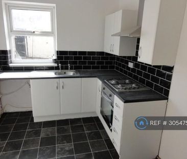 3 bedroom terraced house to rent - Photo 2