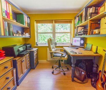 4 bedroom detached house to rent - Photo 4