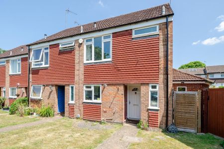 3 bedroom end of terrace house to rent - Photo 4