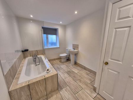 3 bedroom house to rent - Photo 2