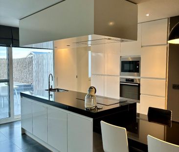 Architecturale en stijlvolle woning van 2010 te huur - Photo 2