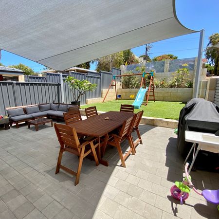 Coastal Comfort & Convenience - Photo 4