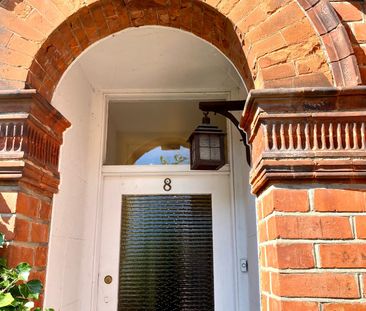 Houseshare on quiet street near Farnborough Mainline Station - Photo 4