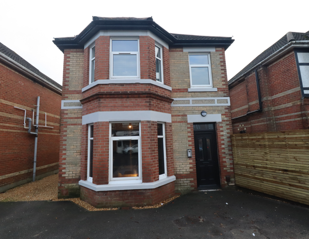 Ashley Road Studio No.3 - Photo 1