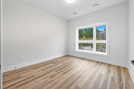 For Lease - 1100 Lackner Place Unit# 111, Kitchener, Ontario - Photo 2