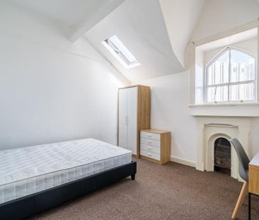 2 bedroom flat to rent - Photo 6