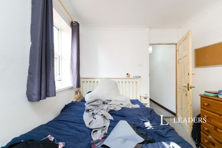 5 bedroom house to rent Orchard Road, Southsea, Hampshire, PO4 - Photo 5