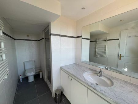 AIX EN PROVENCE - T 4 DUPLEX MEUBLE + DOUBLE PK - CENTRE VILLE - RARE A LA LOCATION - Photo 3