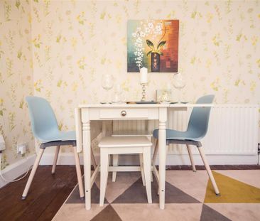1 bedroom in a house share to rent - Photo 5