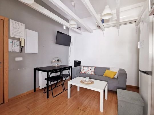Practical room in Santa Catalina, Madrid - Foto 1