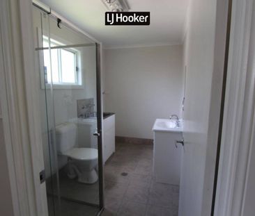 2 Bedroom Home with Car Accomodation - Photo 3