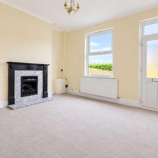 Crescent Road, NG16 - Photo 1