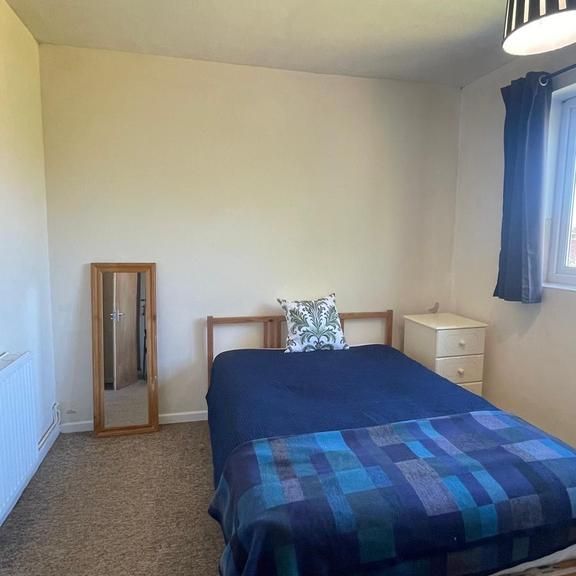 6 bedroom house of multiple occupation to rent - Photo 1