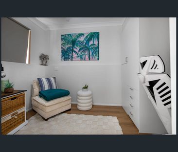 Great Location, Ocean Views, Walk to Beach - No Roads to Cross - Photo 5