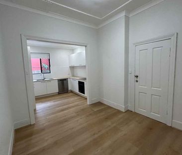 1/11 Floss Street Hurlstone Park - Photo 4