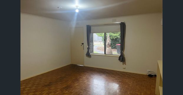 Easy access to freeway - Photo 1