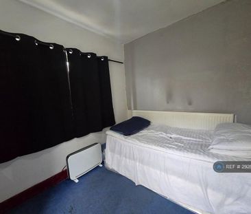 5 bedroom terraced house to rent - Photo 3
