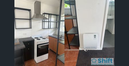 Shifting to St Kilda? - Photo 5