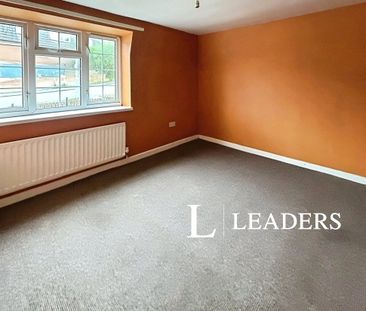 3 bedroom house to rent Bath Road, Silverdale, Newcastle, ST5 - Photo 2