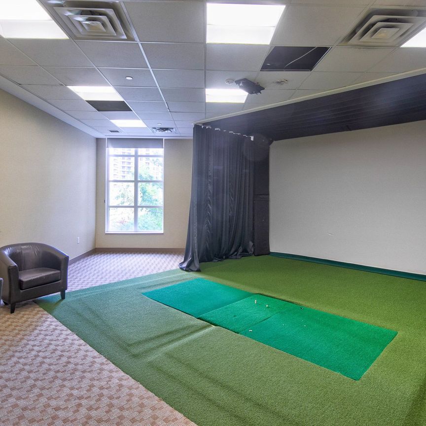 For Lease - 500 Doris Avenue Unit# 423, Toronto, Ontario - Photo 1