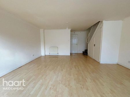 3 bedroom terraced house to rent - Photo 2