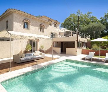 Maison à louer Mougins, Cote d'Azur, France8 500 EUR / Mois - Photo 4