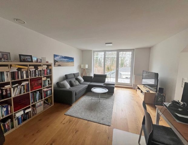 EXCLUSIVES WOHNEN IN WEINGARTEN - 2,5-ZIMMER MIT GROSSER DACHTERRASSE - Photo 1