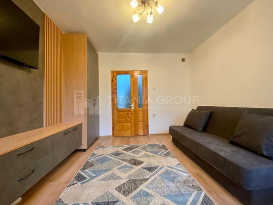 Garsoniera cocheta, etaj intermediar - zona Tractorul - Fotografie 1