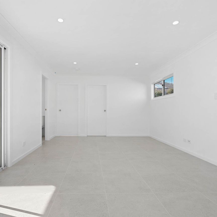 12a Gazelle Crescent, Fletcher NSW 2287 - House For Rent | Domain - Photo 1