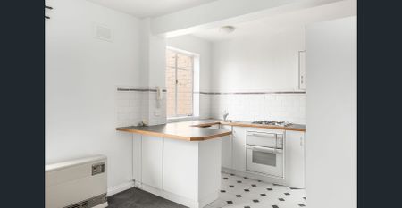 Sustainable Living At Its Best - Photo 3