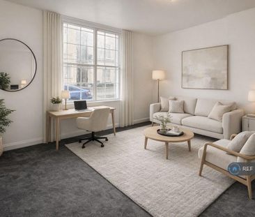 3 bedroom flat to rent - Photo 1