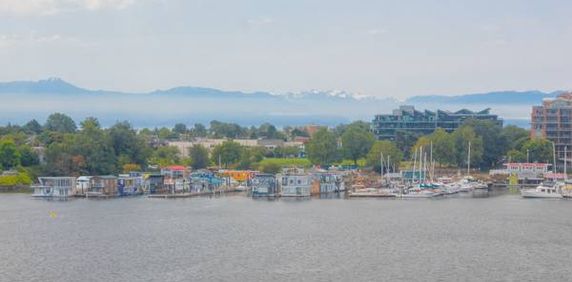 Oceanview Inner Harbour Suite - Photo 2