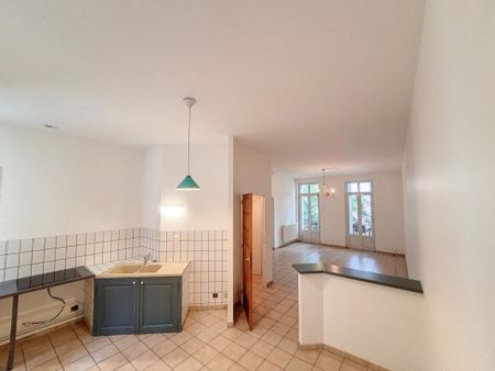Location Appartement 2 pièces 50m² AGEN 47000 - Photo 2