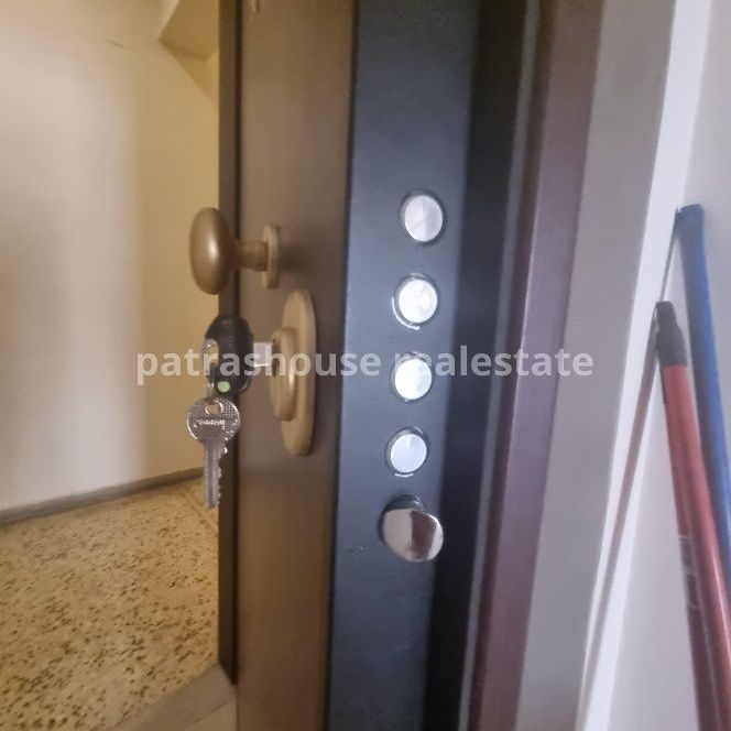 Διαμέρισμα για ενοικίαση Τριών Ναυάρχων - Άγιος Ανδρέας (Πάτρα) - Photo 1