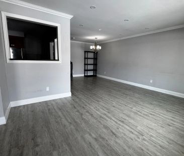 49 Doncaster Drive #Upper - Photo 6