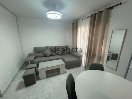 Alquiler de piso en Calle José María Bergamin s/n - Photo 3