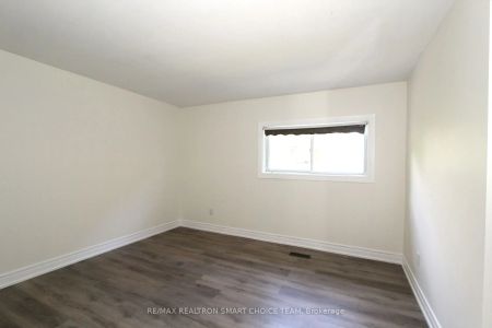 Property For Lease | E9237501 - Photo 2