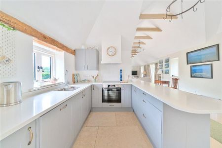 2 bedroom detached house to rent - Photo 2