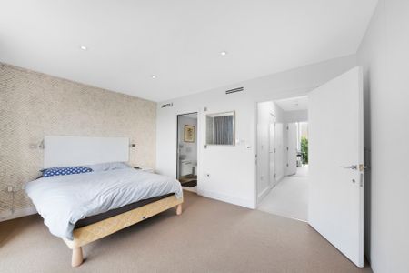 Page Mews, SW11, London - Photo 2