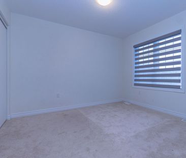 For Lease - 51 Cisco Drive, Whitby, Ontario - Photo 6